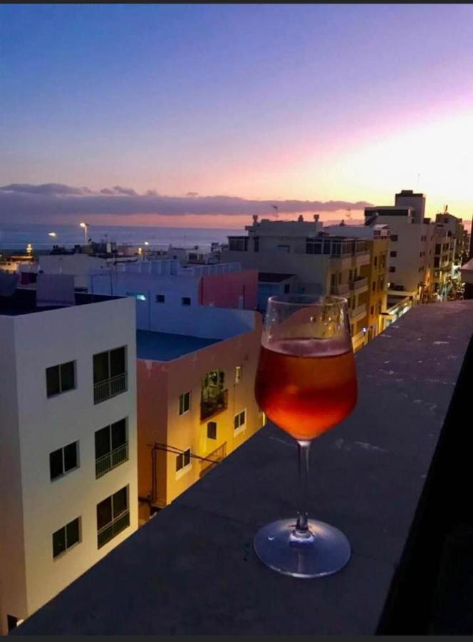 Ferienwohnung The White Heart House - Attic Sea View Los Cristianos  Exterior foto