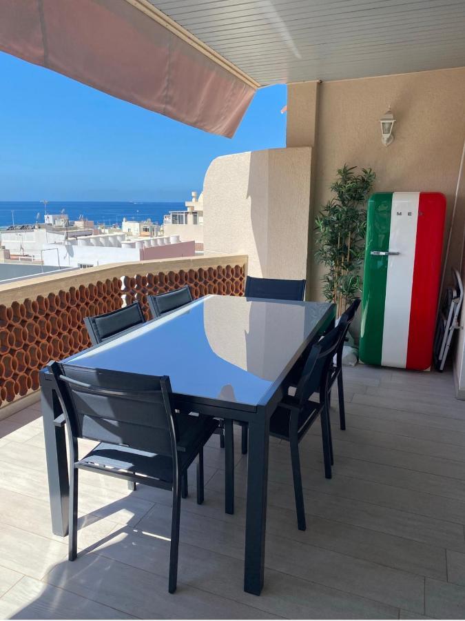 Ferienwohnung The White Heart House - Attic Sea View Los Cristianos  Exterior foto