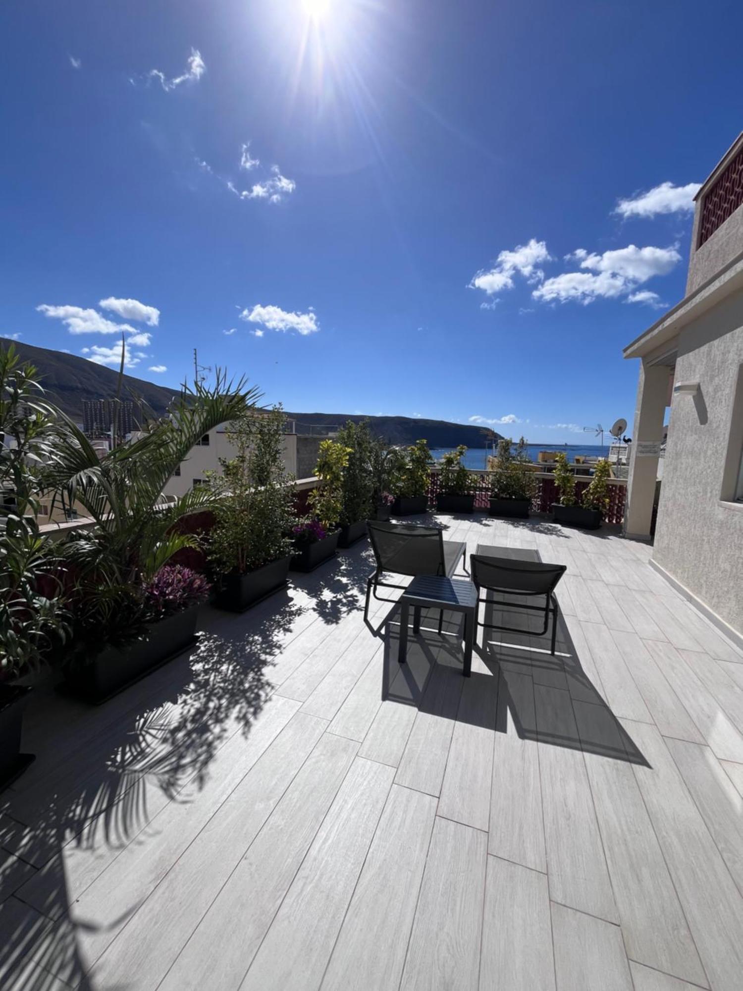 Ferienwohnung The White Heart House - Attic Sea View Los Cristianos  Exterior foto