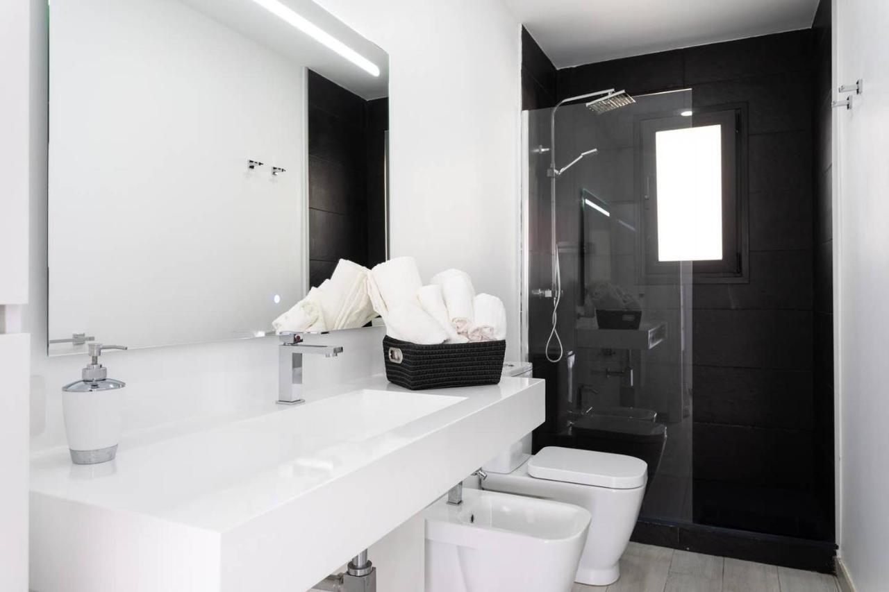 Ferienwohnung The White Heart House - Attic Sea View Los Cristianos  Exterior foto